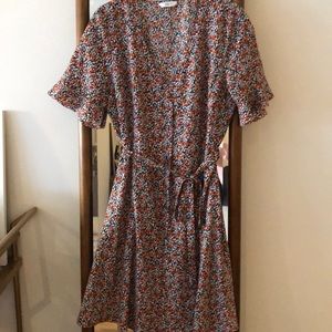 ENVII poly Dress in Ditzy Floral